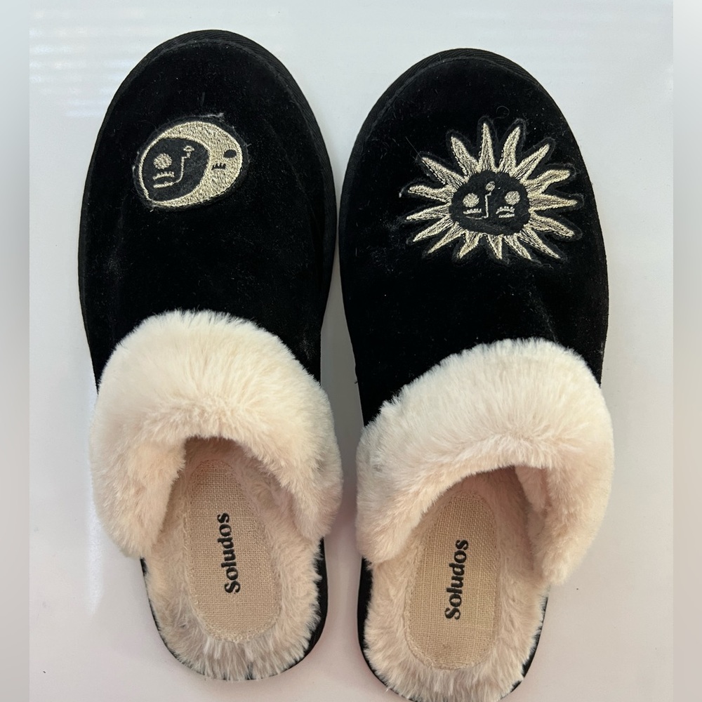 Cozy Soludos slippers in size 10